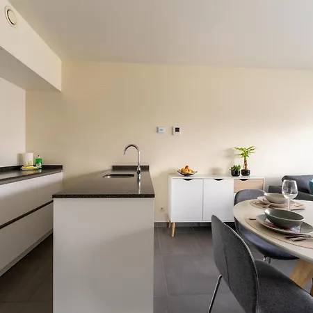 Apartmán Chic Flat Near Beach, Cleaning Included *